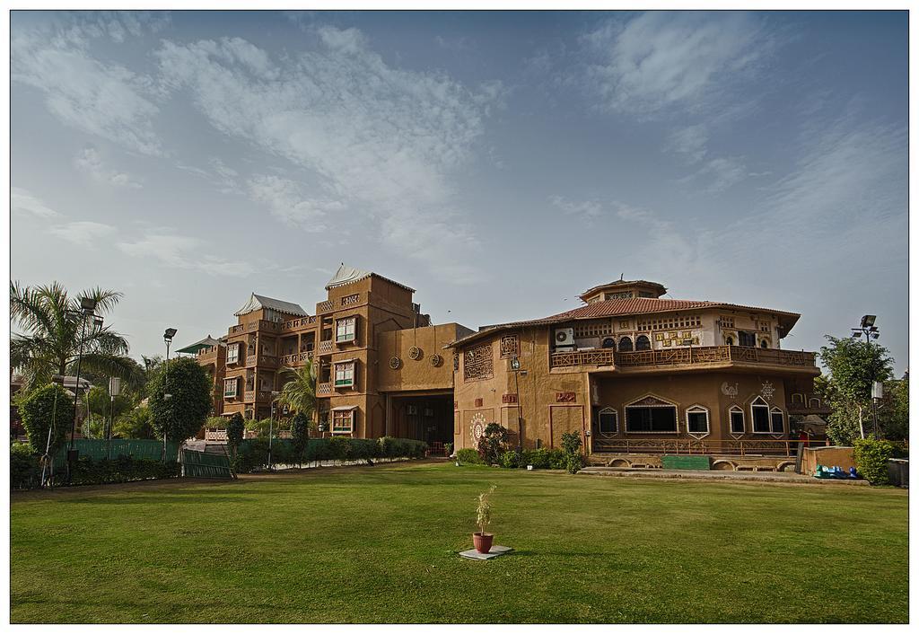Nirali Dhani Ethnic Heritage Hotel And Resort Джодпур Екстериор снимка