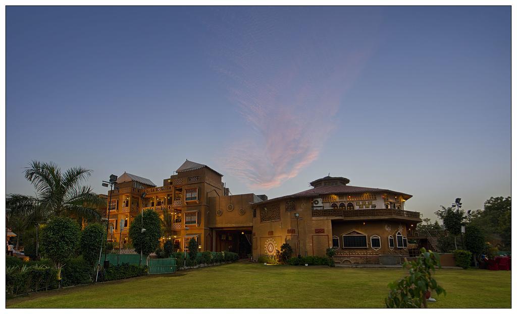 Nirali Dhani Ethnic Heritage Hotel And Resort Джодпур Екстериор снимка